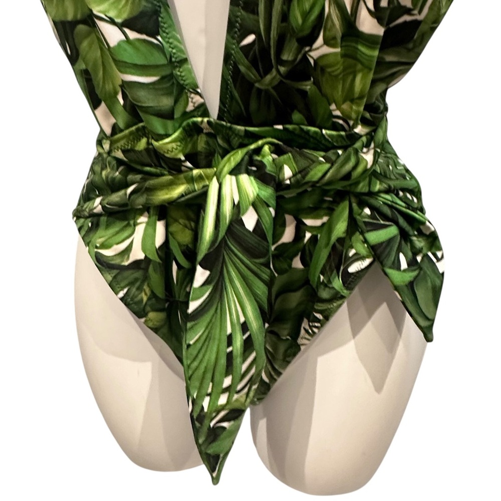 Milly Wrap One Piece Swimsuit Size Medium New with Tags Flawed - Picture 3 of 13